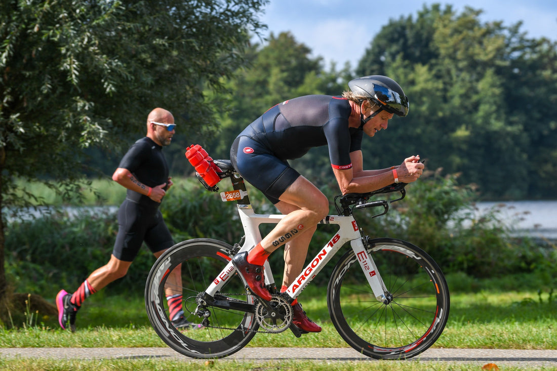 Hoeveel sportvoeding heb je nodig bij een 1/8 of 1/4 triatlon?